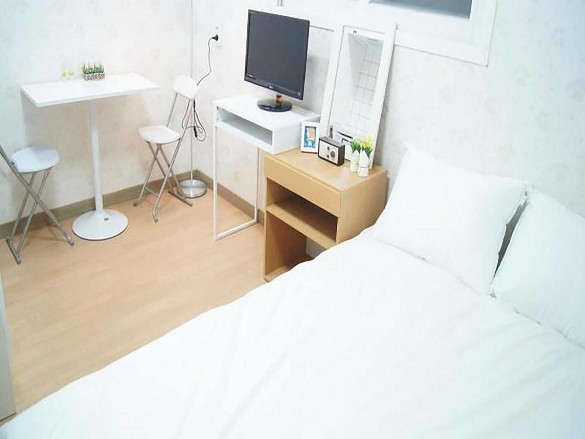Apartment Gom Dongdaemun Seoul